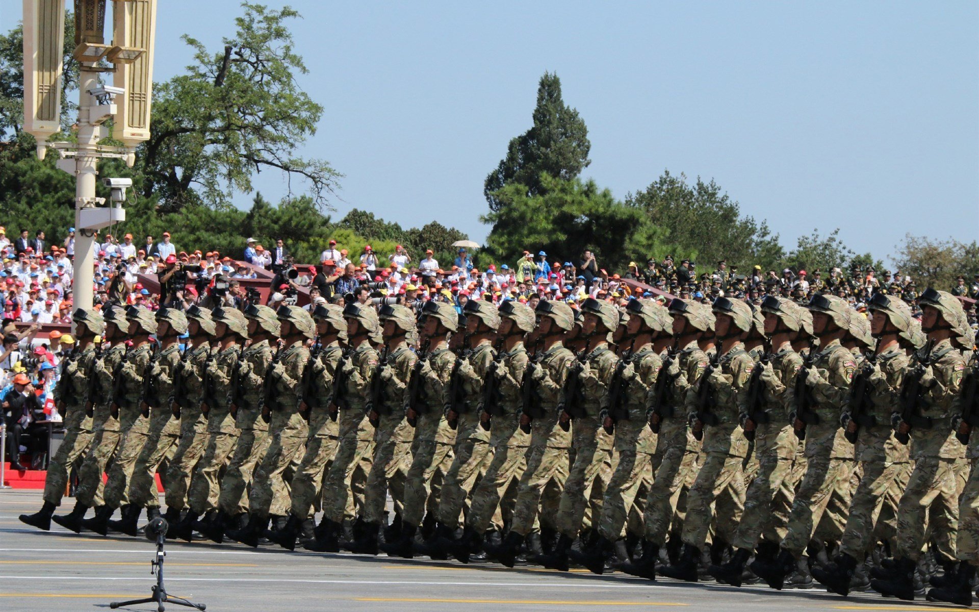 DB电竞解说-德甲争冠战焦点战，尼克斯一波带走活塞，体育竞技中的一波流艺术