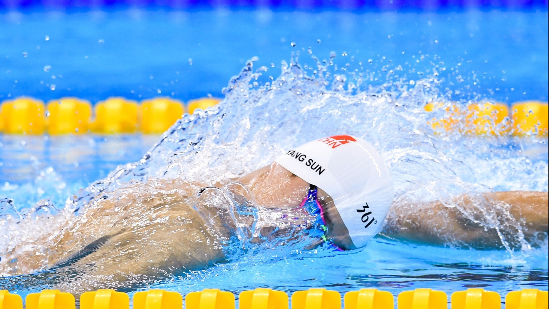 跨界称王,从NBA总决赛到F1赛道,勒布朗·詹姆斯的统治力无界