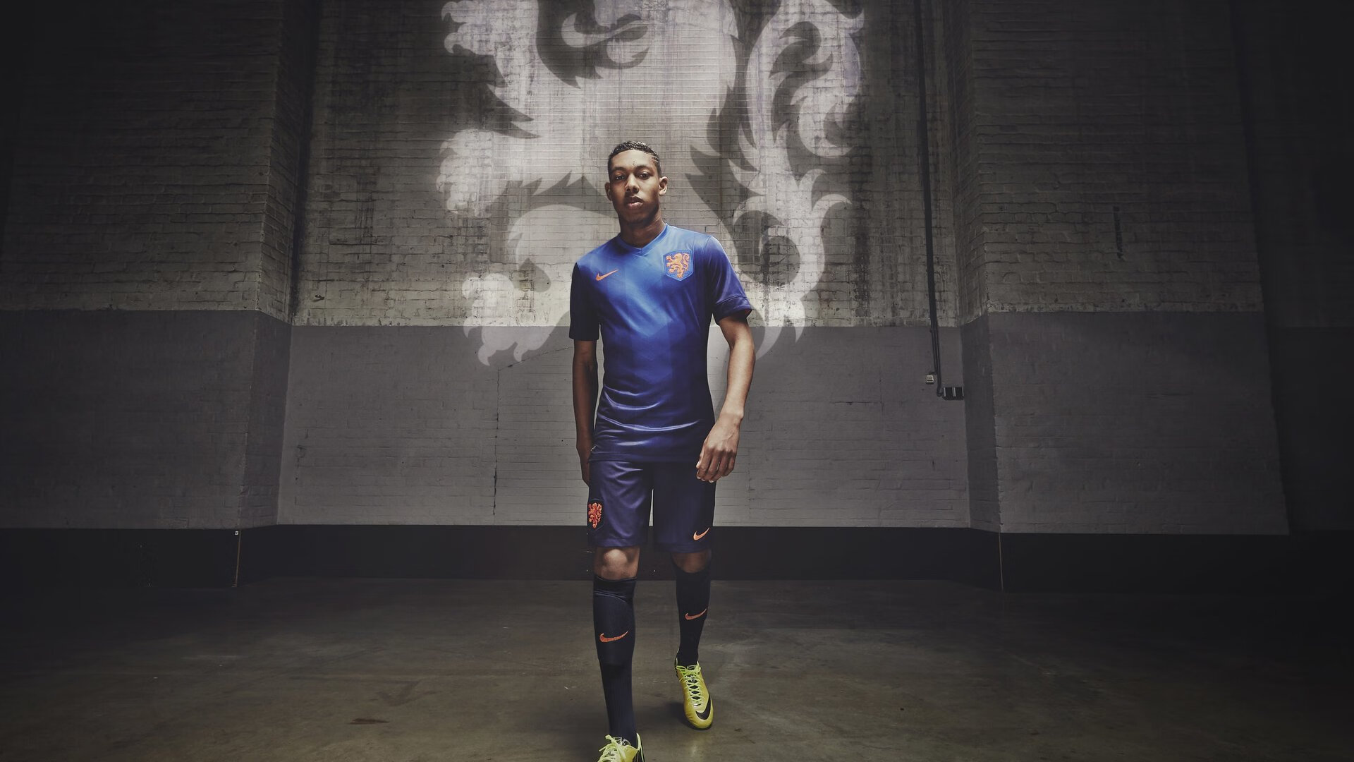 北欧童话难敌东瀛利刃，郑思维隔空点燃亚洲羽球魂—日本队轻取丹麦队背后的竞技哲学